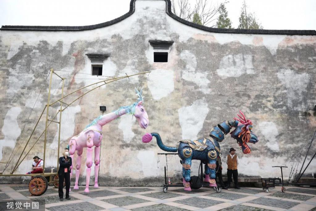 人多难管，为啥城市还爱演唱会？