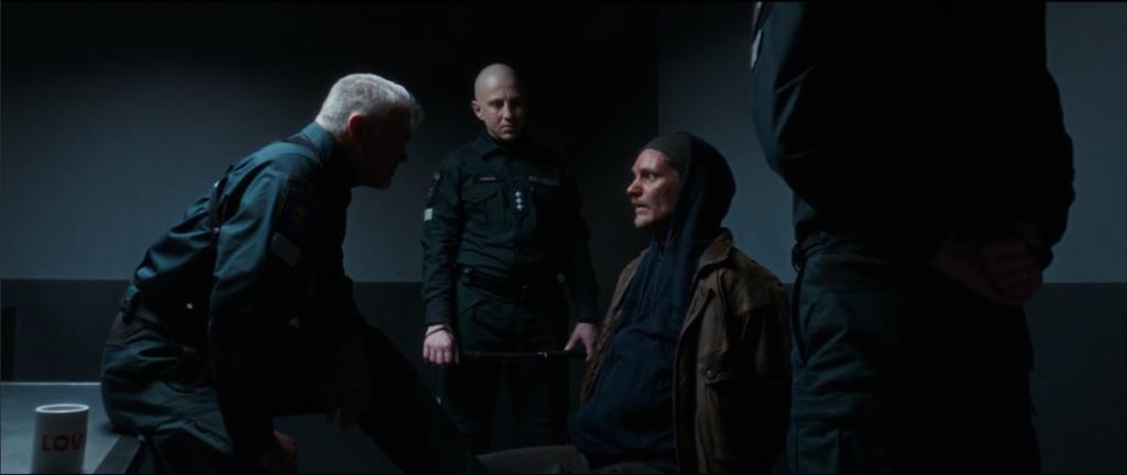 生猛露骨，这是能过审的尺度？