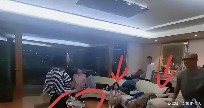 大S现身韩国生产? 小S带家人旅游 与具俊晔跳舞