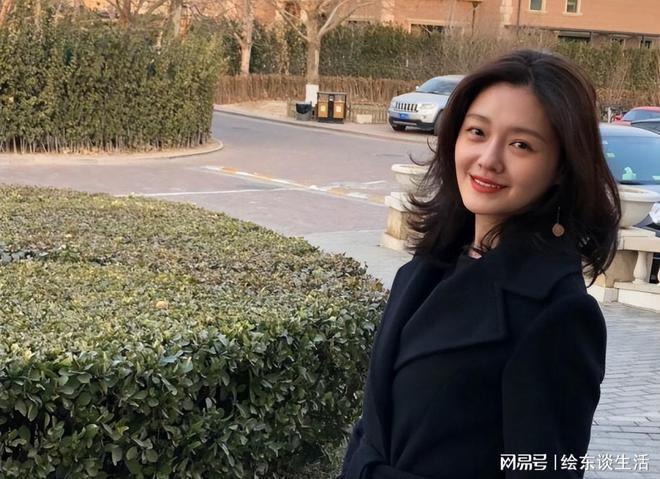 大S现身韩国生产? 小S带家人旅游 与具俊晔跳舞