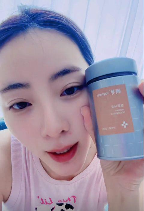 主持人李思思重返职场 为好好工作把俩儿子送老家