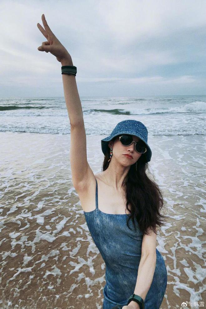 韩雪分享海边美照，40岁依旧美如少女