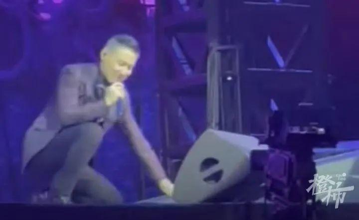 张学友演唱会上突然跌倒！本人现场回应