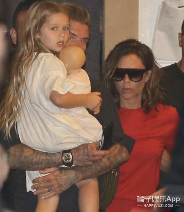 还记得贝克汉姆女儿小七吗？她瘦了？