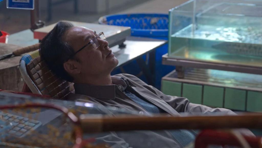 应粉丝要求，我来查王传君了