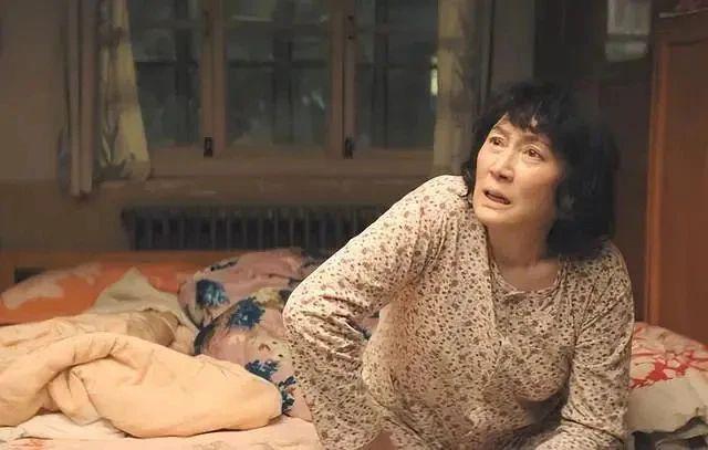 应粉丝要求，我来查王传君了