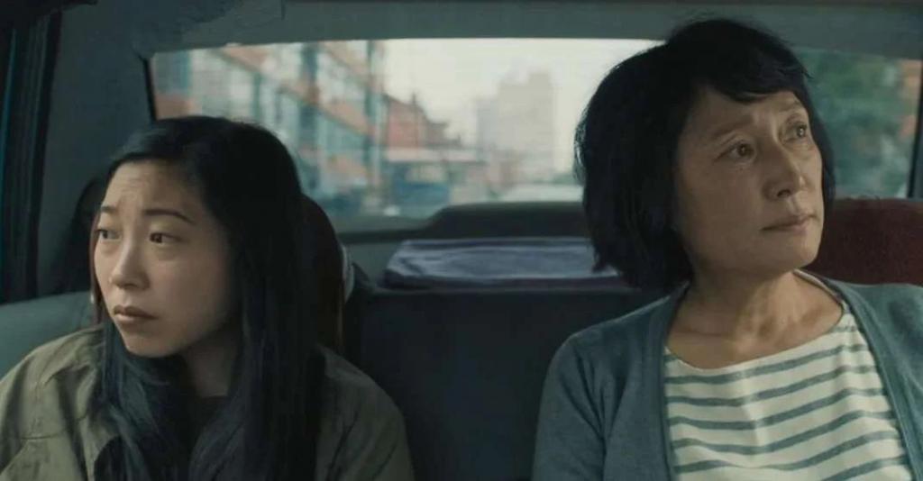 应粉丝要求，我来查王传君了