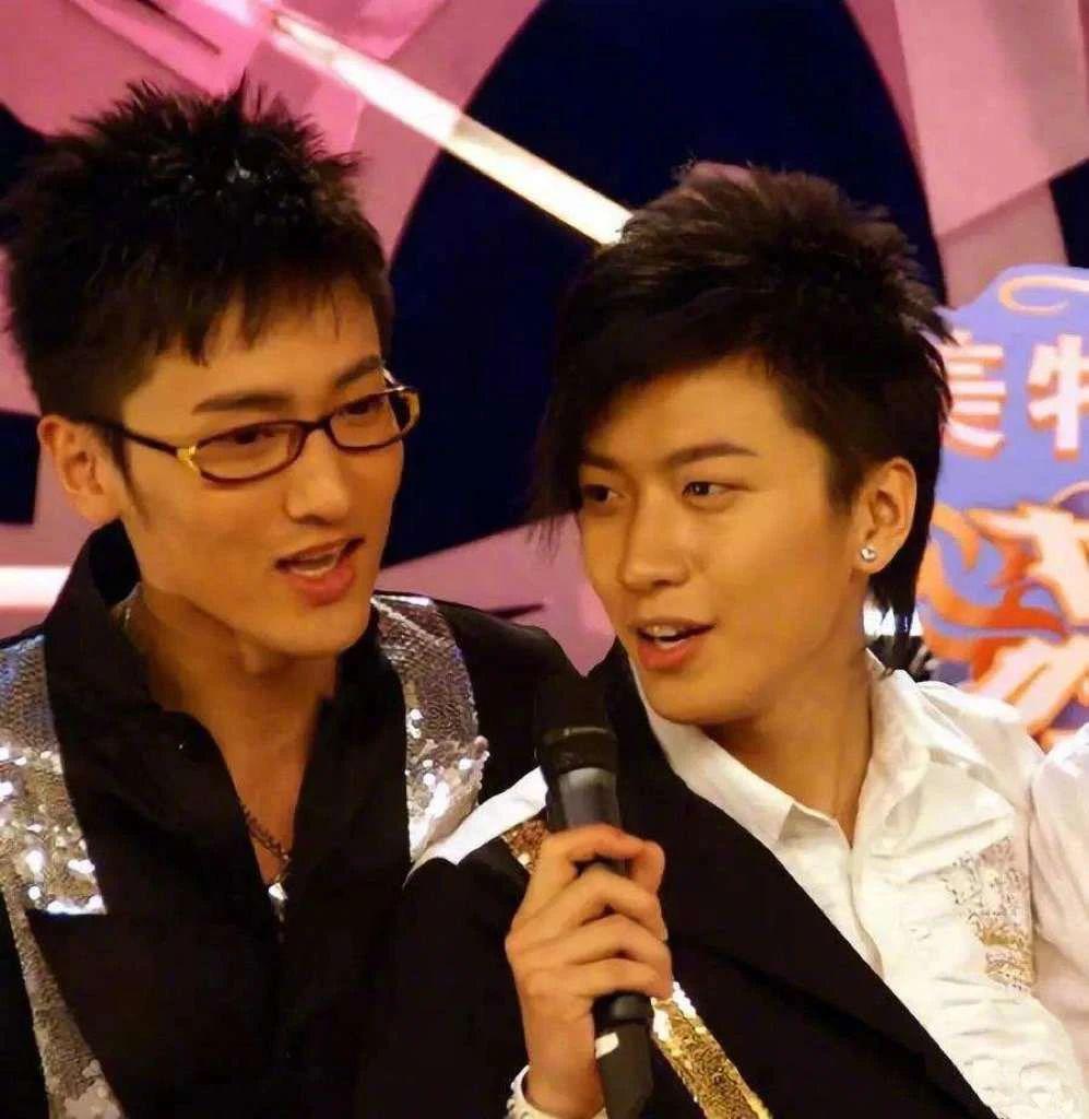 应粉丝要求，我来查王传君了