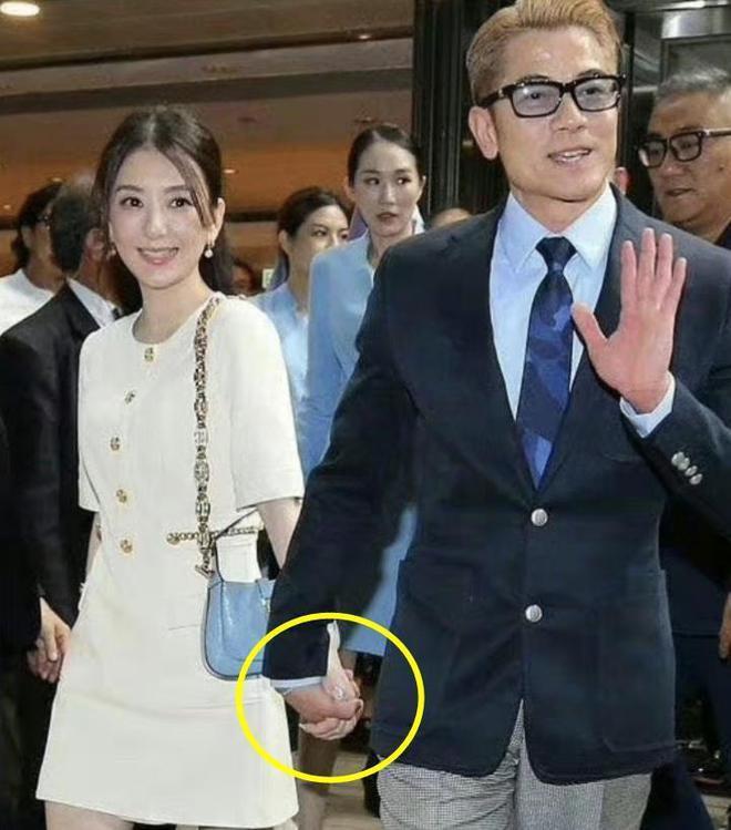 方媛郭富城太甜蜜，近照模样大变，神似Angelababy