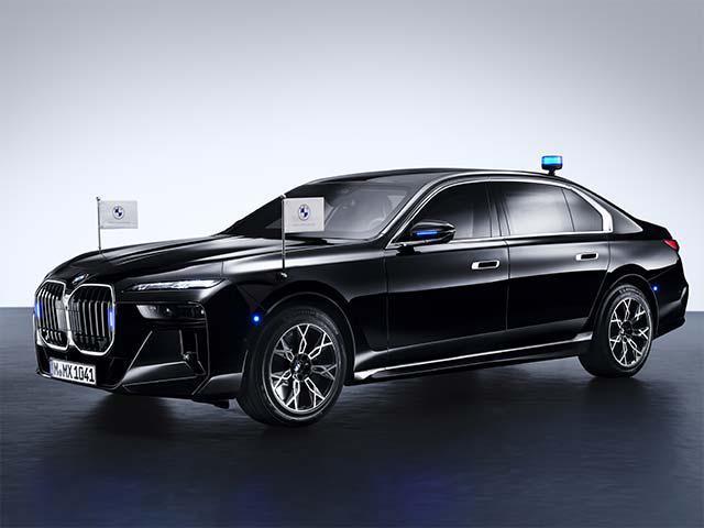 全球首款采用全电动驱动的防弹轿车：BMW i7 Protection