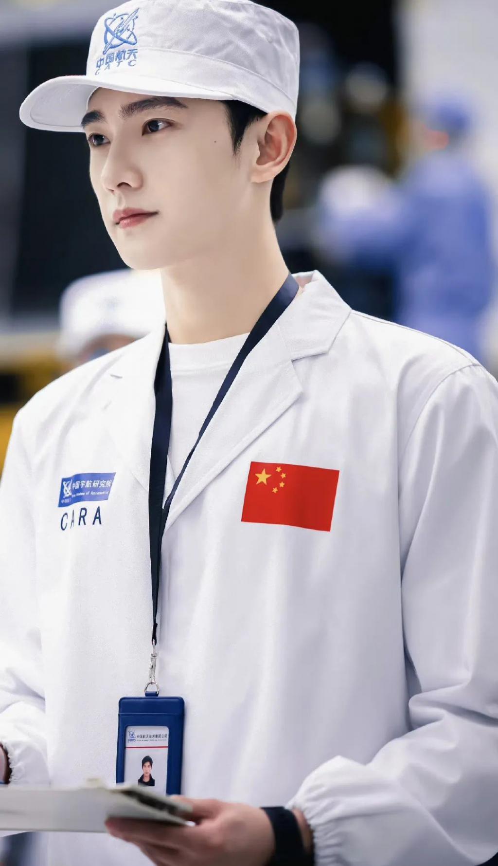 脸依旧能打，粉丝却跑光了