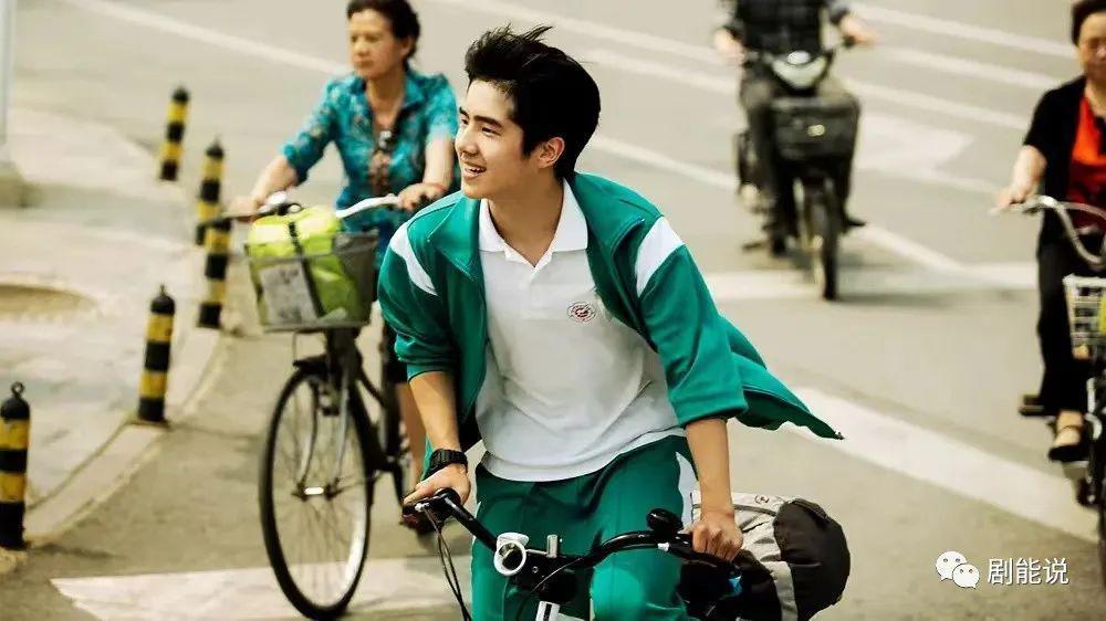 脸依旧能打，粉丝却跑光了