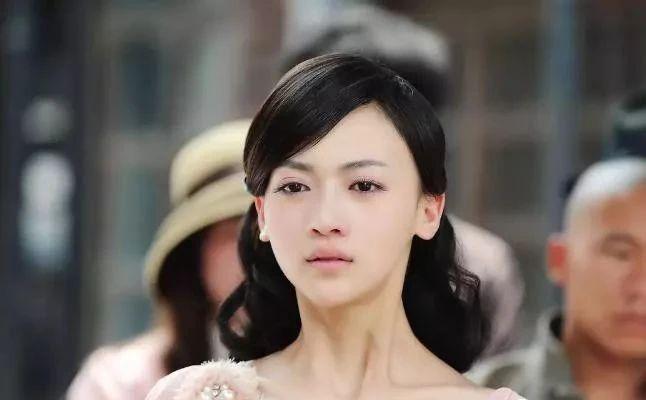 新晋小花得罪大佬，被官方点名封杀？