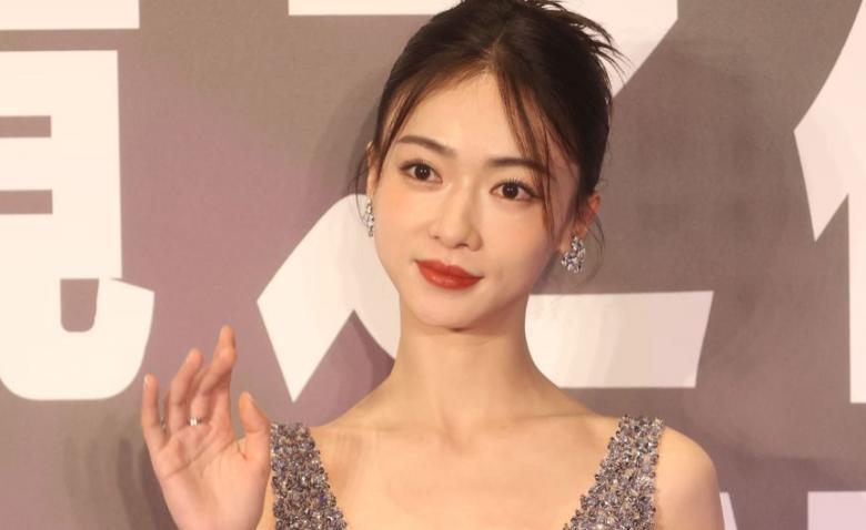 新晋小花得罪大佬，被官方点名封杀？