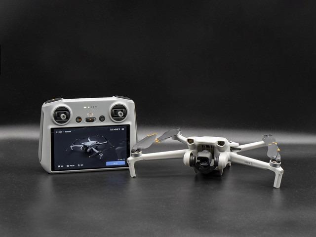 不到3000元不申报玩航拍 51分钟续航的大疆Mini 3值不值？