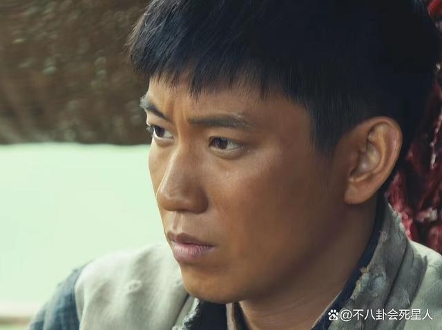 一人毁掉一部戏，剧版《长津湖》出现“关系户”，表演太出戏