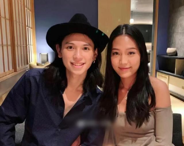 霍英东孙女体验农村生活，打扮朴素踩泥地里不嫌脏