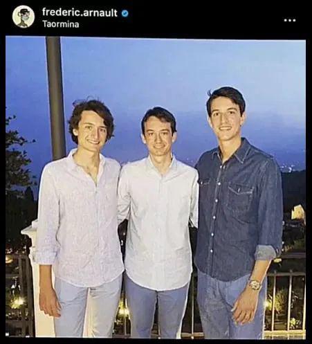 LISA与LV总裁之子秘密恋爱被坐实？网友扒细节引猜想！