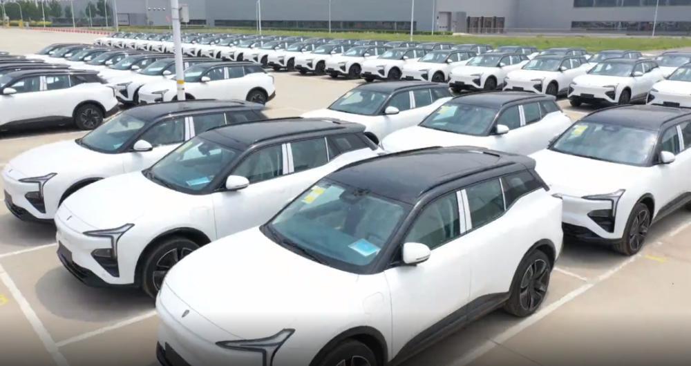 5亿美元！恒大汽车获中东“土豪”投资，过去两年巨亏840亿元