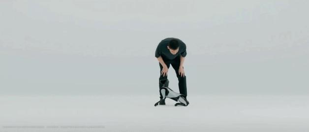 2599的红米和8999的折叠屏，小米依然是那个小米。。。