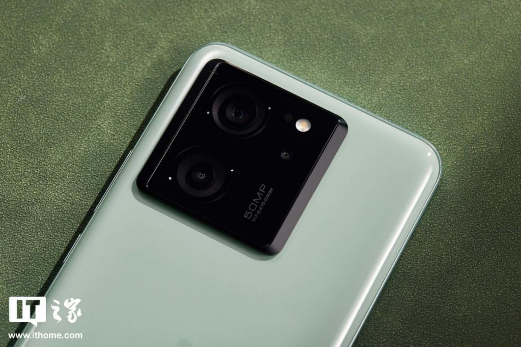 Redmi K60 至尊版「影青」图赏：质感更强的 Redmi 手机