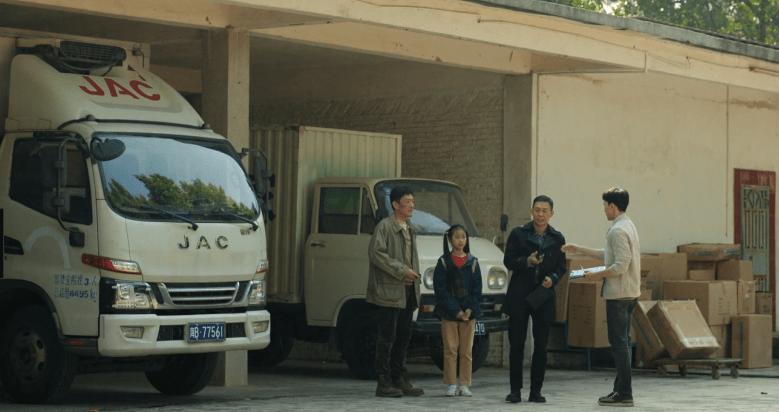 从遥遥领先到月销三千，问界快被华为放弃了？