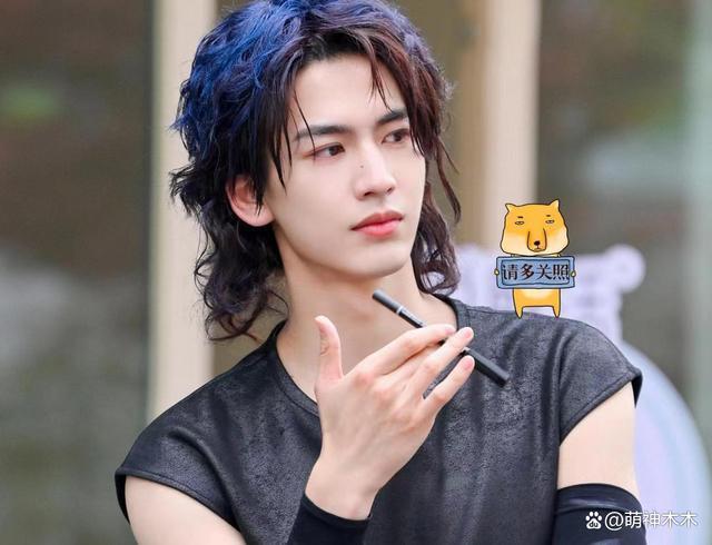 一做表情就崩的明星，邓为白鹿陈都灵，简直判若两人