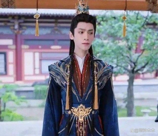 一做表情就崩的明星，邓为白鹿陈都灵，简直判若两人