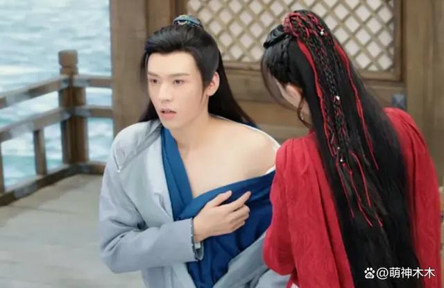 一做表情就崩的明星，邓为白鹿陈都灵，简直判若两人