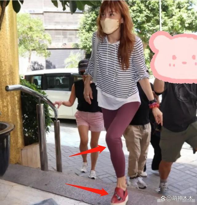 李玟二姐评论区沦陷！歌迷要求公布死因，众多细节被质疑