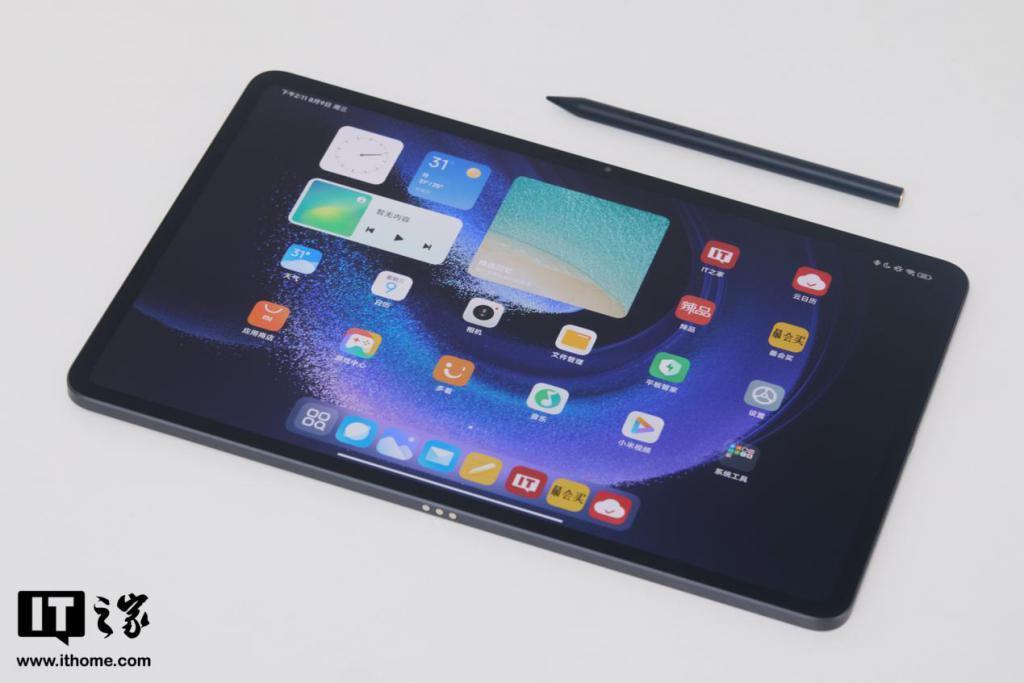 小米平板 6 Max 14 图赏：史无前例的 14 英寸浩瀚巨屏