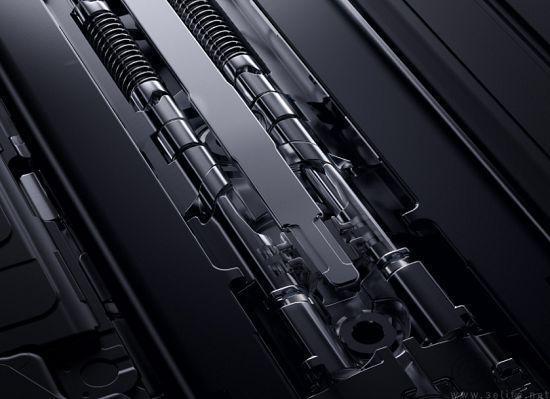 谷歌制订折叠屏手机硬件标准？方向或许就错了