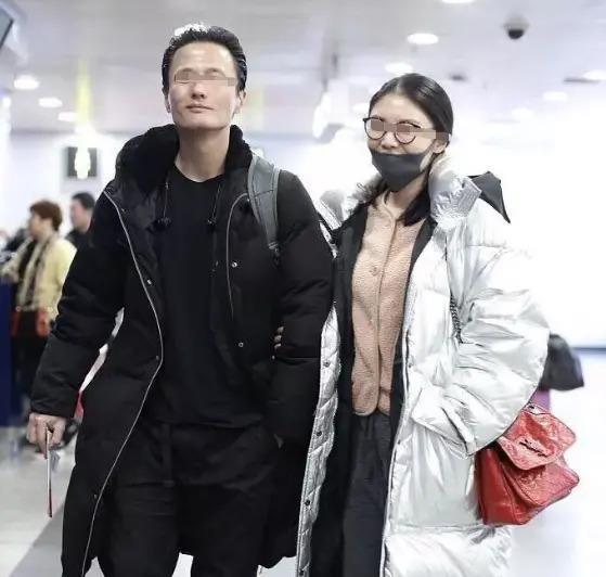 还真复合了？因脚踏两船分手，今死缠烂打女方终回头！
