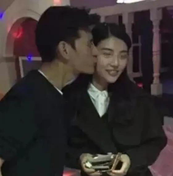 还真复合了？因脚踏两船分手，今死缠烂打女方终回头！