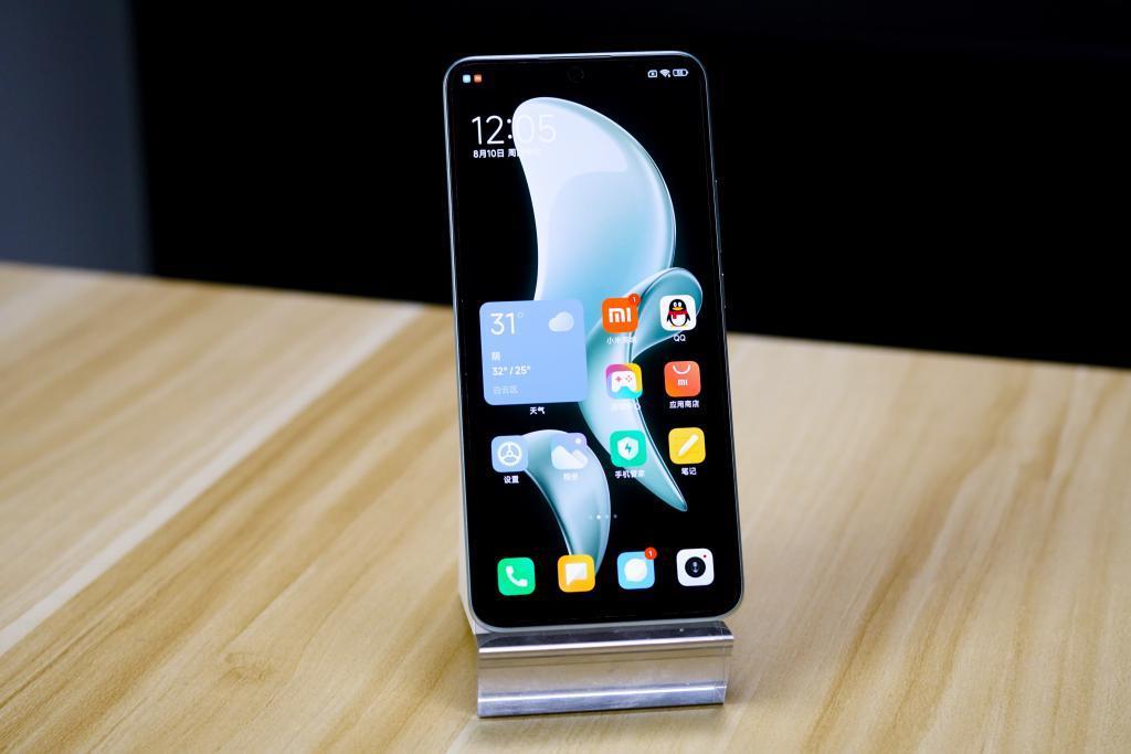 Redmi K60至尊版上手评测：质感至上的性能旗舰