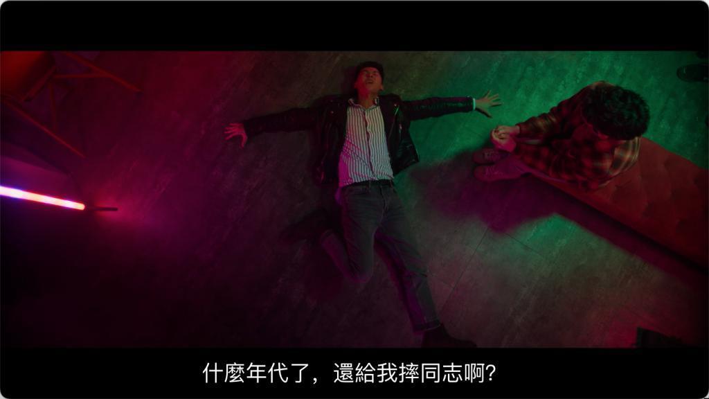 顶级男神当街裸奔，这也太下血本了