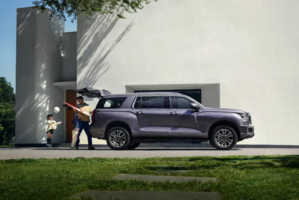 全新哈弗 H5 车型 8 月 21 日上市，定位大型全用途硬派 SUV