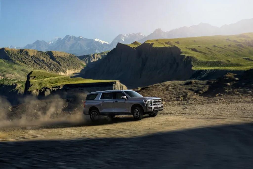 全新哈弗 H5 车型 8 月 21 日上市，定位大型全用途硬派 SUV