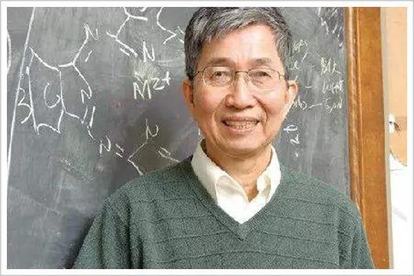 发明折叠屏的人，难受，想哭！