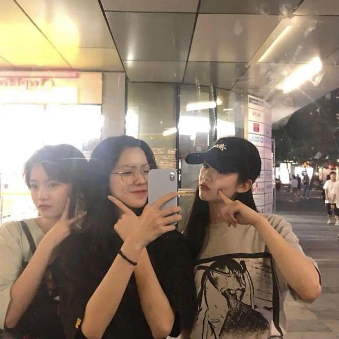 庄达菲资源压李庚希？第五代京圈公主，也要分个三六九等
