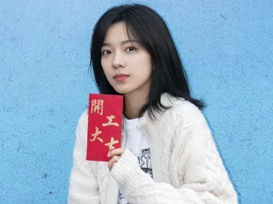 庄达菲资源压李庚希？第五代京圈公主，也要分个三六九等