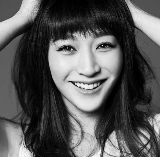 庄达菲资源压李庚希？第五代京圈公主，也要分个三六九等