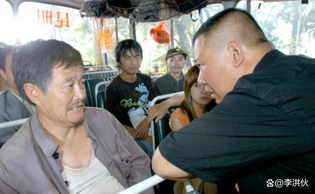 小沈阳身处低谷，被专家学者围猎，郭德纲为其打抱不平