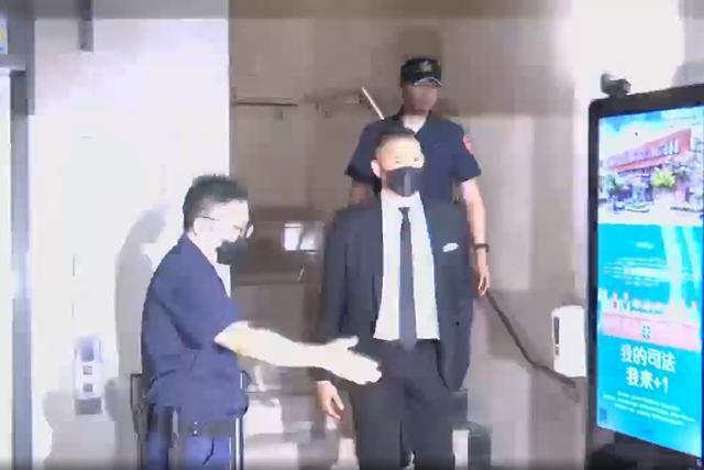 陈建州结束庭讯后受访 称本案已经进入司法程序