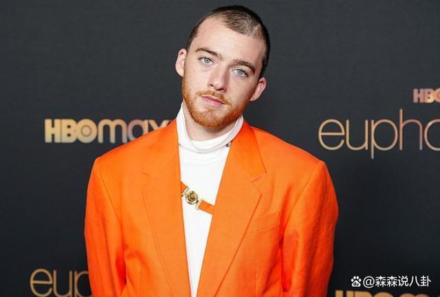 25岁美国男星家中猝逝未留遗书，母亲坚称意外不信自杀