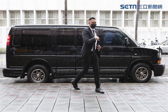 陈建州被传唤到庭说明情况 大牙方表示未收到出庭通知