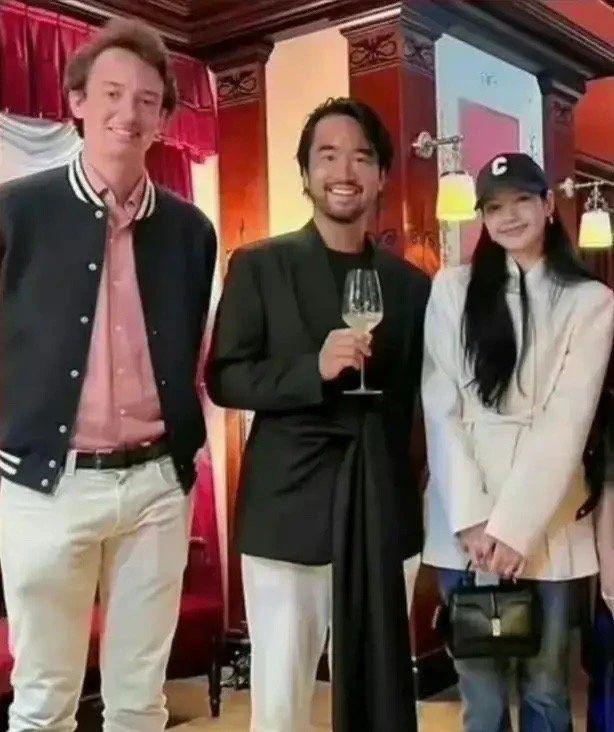 女团偶像的对象，粉丝谁也看不上
