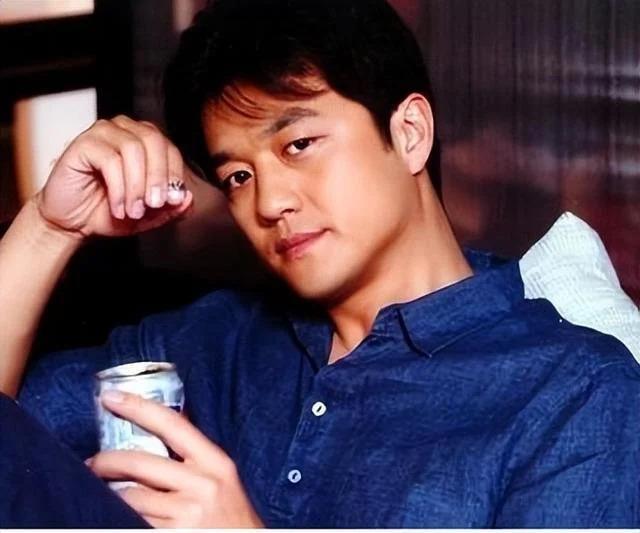 周迅：谈过7段感情，离过一次婚，她到底追求什么