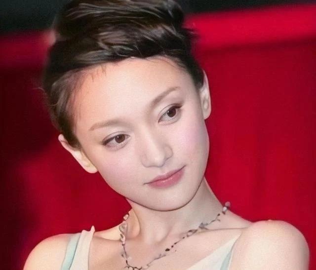 周迅：谈过7段感情，离过一次婚，她到底追求什么