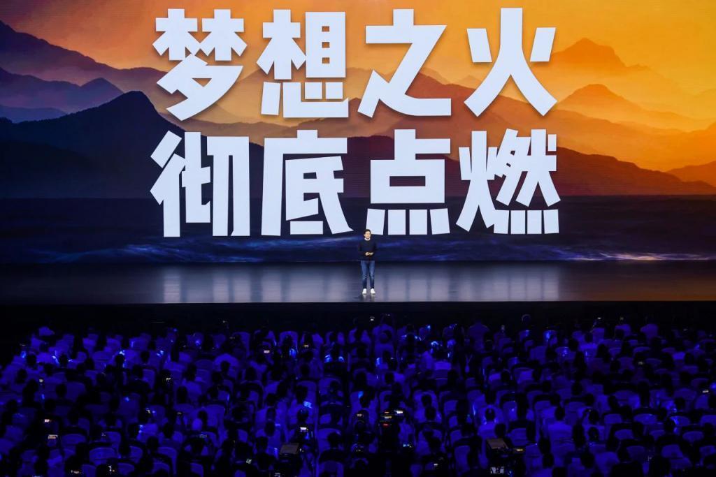 雷军年度演讲“隐喻”：小米死磕高端化